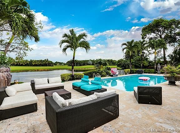 3rd image of 9448 NW 54 Doral Circle Ln