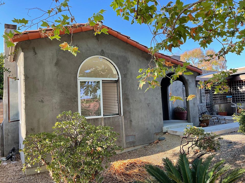 1st image of 2616 Lomita St