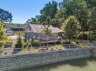 18 1st Rd, Harpswell, ME 04079