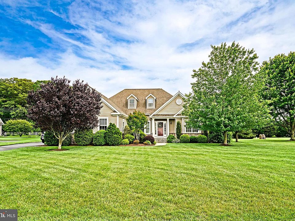 1st image of 16402 Winding River Dr