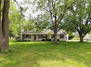 17130 Darling Rd, Woodburn, IN 46797