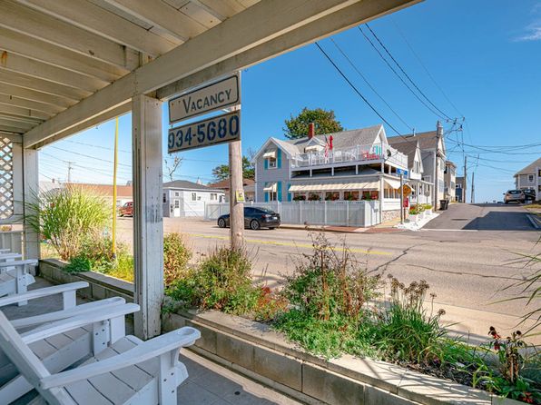 68 E Grand Ave #5