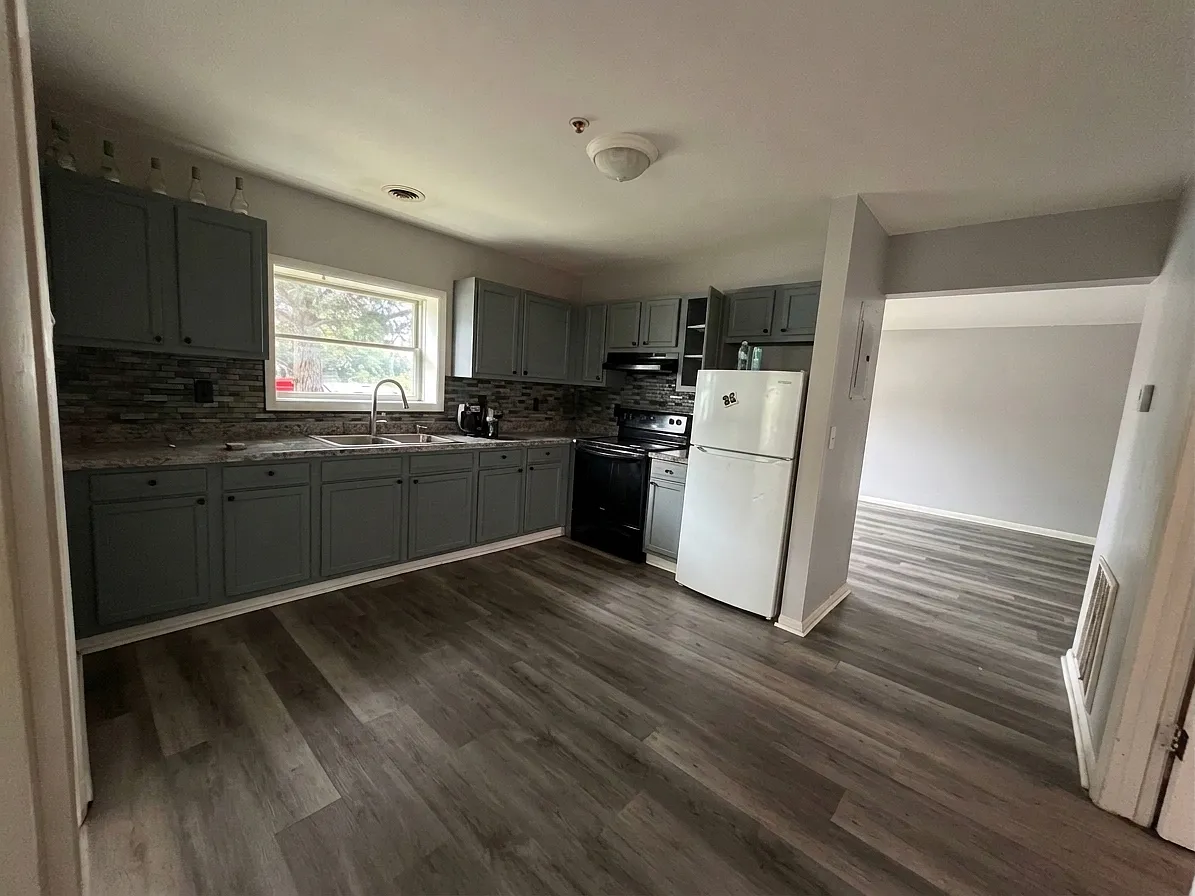 2 bed, $1,500 — Photo 3