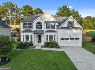 137 Farm Valley Dr, Canton, GA 30115
