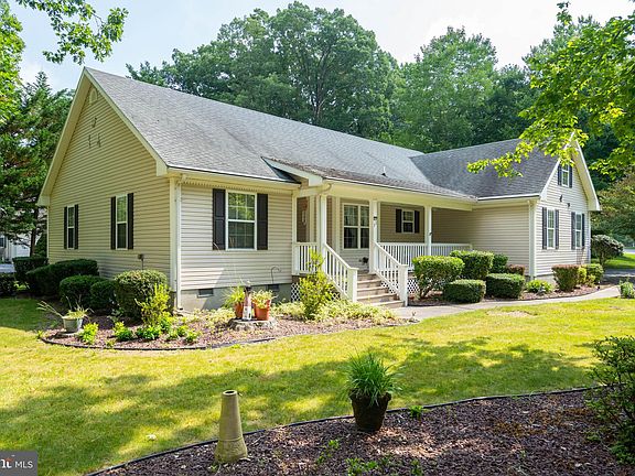 2nd image of 11 Bethany Forest Dr