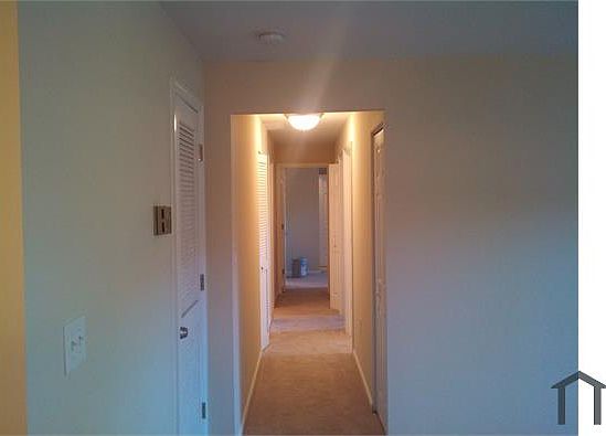 3rd image of 19315 Club House Rd #202