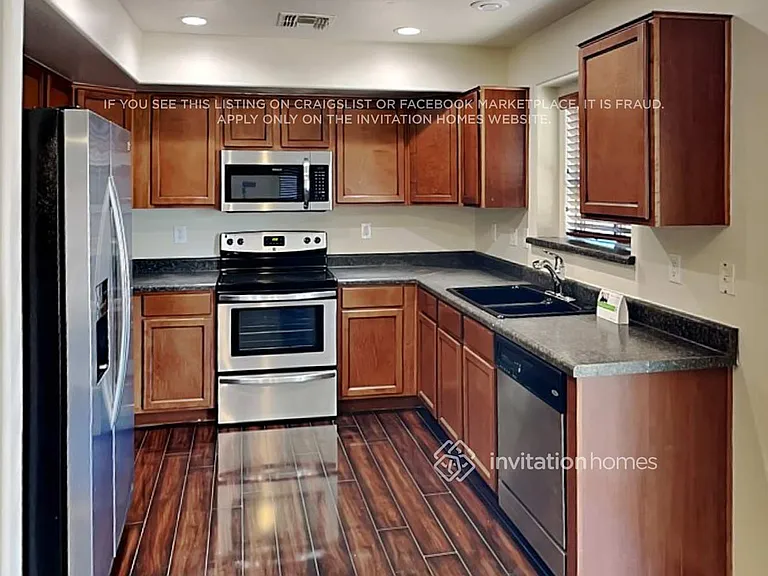 1374 W Matthews Dr — Photo 7