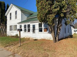 758 W River St, Arcadia, WI 54612