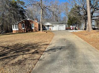 3297 Asbury Church Rd, Lincolnton, NC 28092