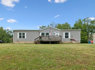595 Days Rd, Lafayette, TN 37083
