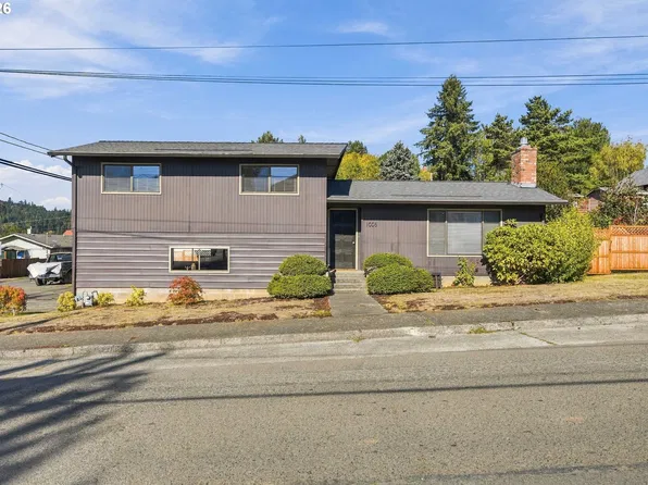 1005 Maple St, Myrtle Point, OR 97458