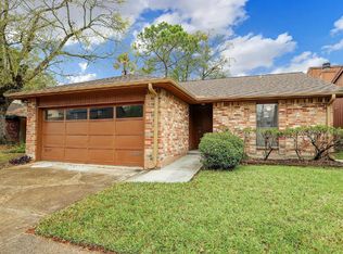 5006 Birchmont Dr, Houston, TX 77091