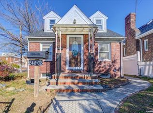 24303 134th Ave, Rosedale, NY 11422