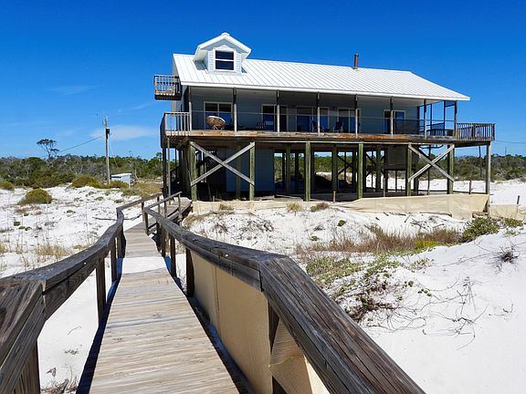 4th image of 764 Gulf Shore Dr