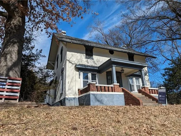 1229 Unity St, Atchison, KS 66002
