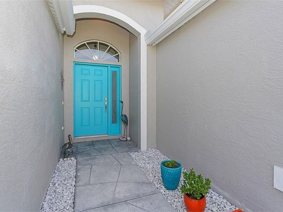 2nd image of 5123 Creekside Trl