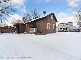 501 W Park St, Saint Johns, MI 48879