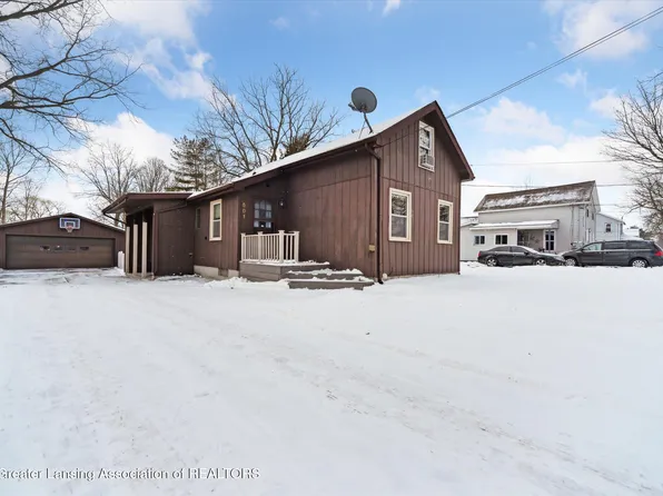 501 W Park St, Saint Johns, MI 48879