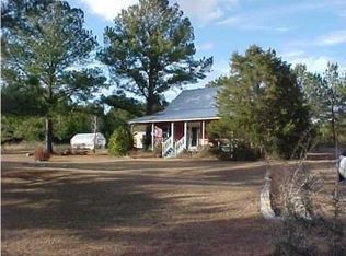 2296 Huckaba Rd, Laurel Hill, FL 32567