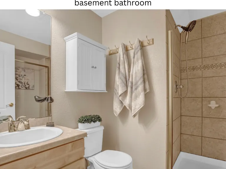 Basement bedroom's 3/4 bathroom