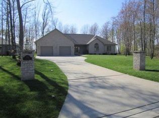 1755 Scenic Ln, Luxemburg, WI 54217