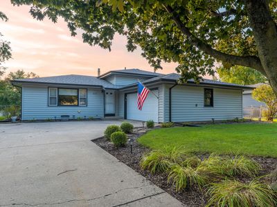 817 Southgate Rd, New Lenox, IL, 60451