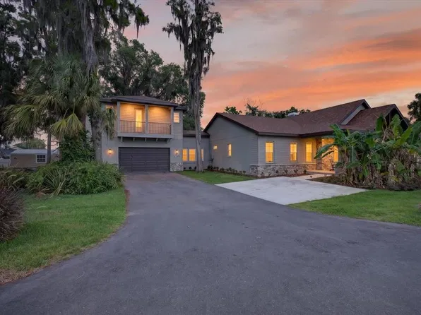 1208 SUNSET LANE, LUTZ, FL 33549