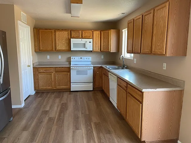 7662 Artisan Pl — Photo 3