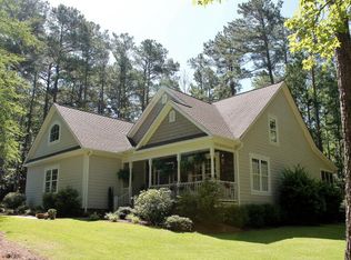 108 Arlington Dr, Greenwood, SC 29646