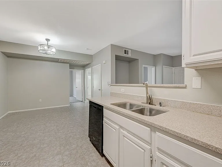 1401 N Michael Way #123 — Photo 12
