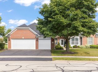 2464 Vista Trl, Elgin, IL 60124