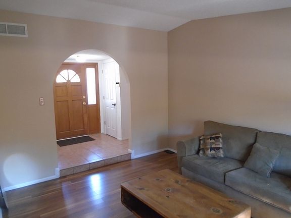 5th image of 1820 Figueroa Ct NE