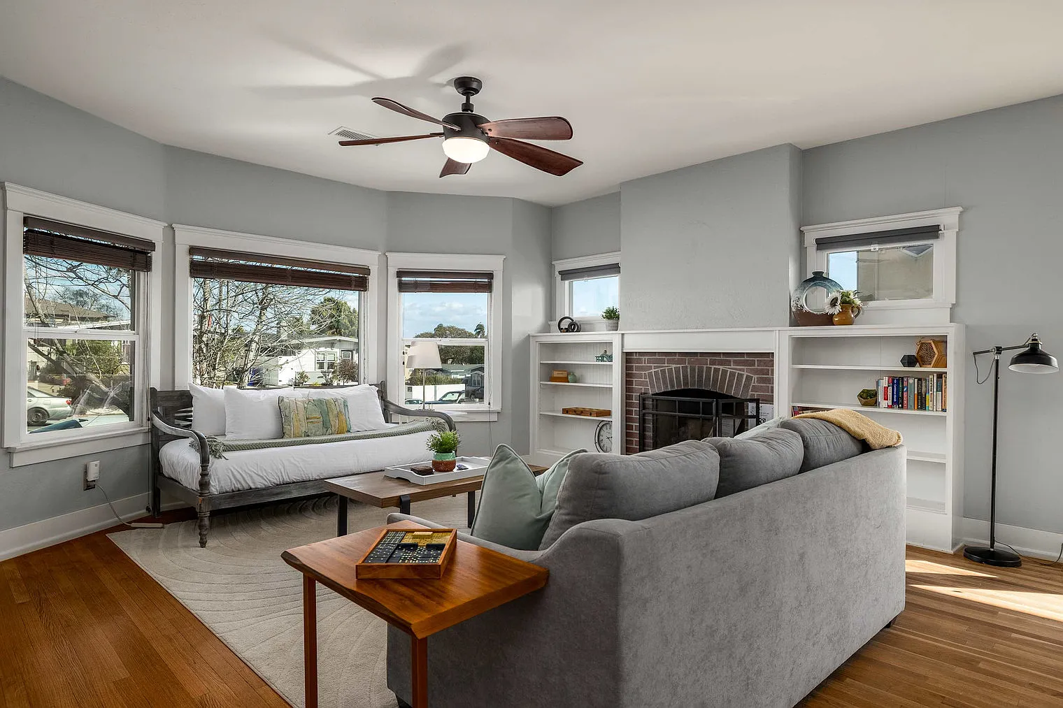 2 bed, 2.0 bath, 1291 sqft, $6,466 — Photo 1