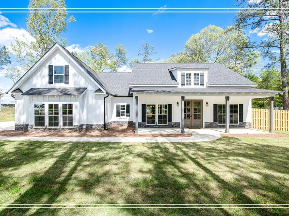 665 Pine St, Warrenville, SC 29851