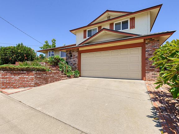 2nd image of 7051 Bobhird Dr