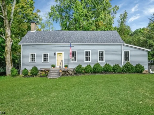 4 E Main St, Mendham Twp., NJ 07945