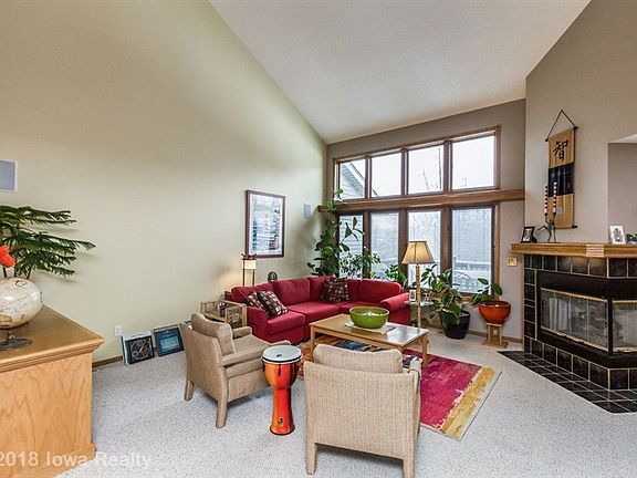 5th image of 904 NW Irvinedale Dr