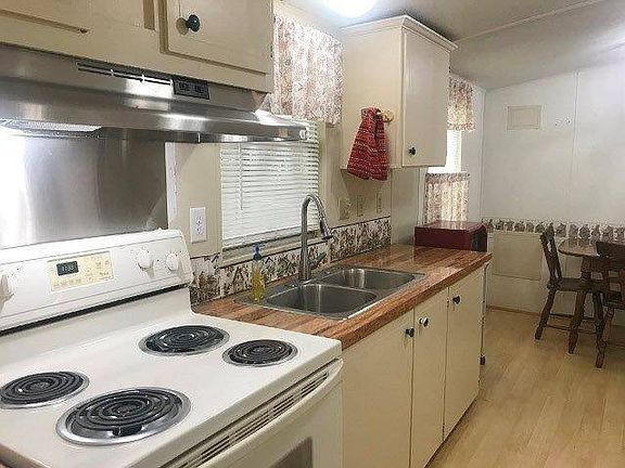 3rd image of 2805 SE 110th St Lot B36