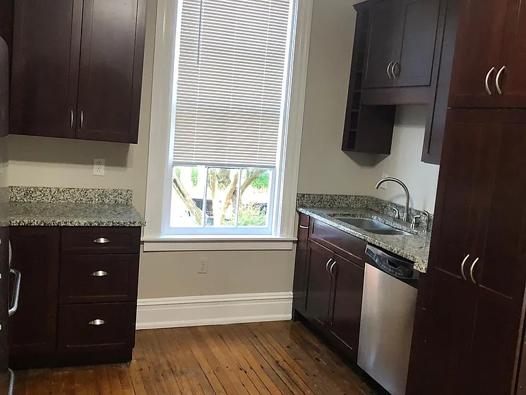 3501 Grove Ave — Photo 3