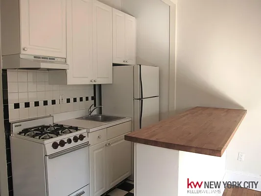 Rented by Keller Williams NYC | media 21