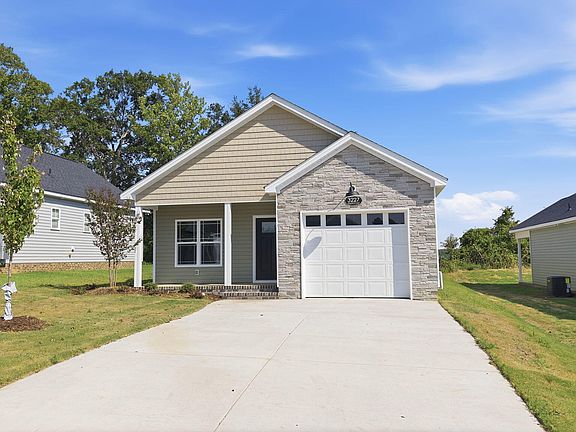 3rd image of 3227 Dolostone Court SW