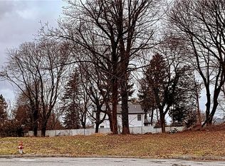 11 Knollwood Crest, Elmsford, NY 10523