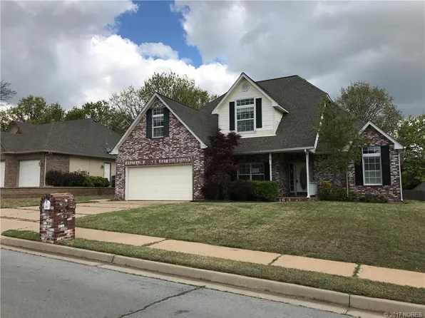 609 W 36th St, Sand Springs, OK 74107