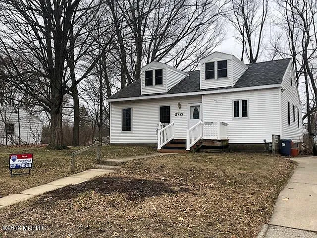 270 Burr St photo 1