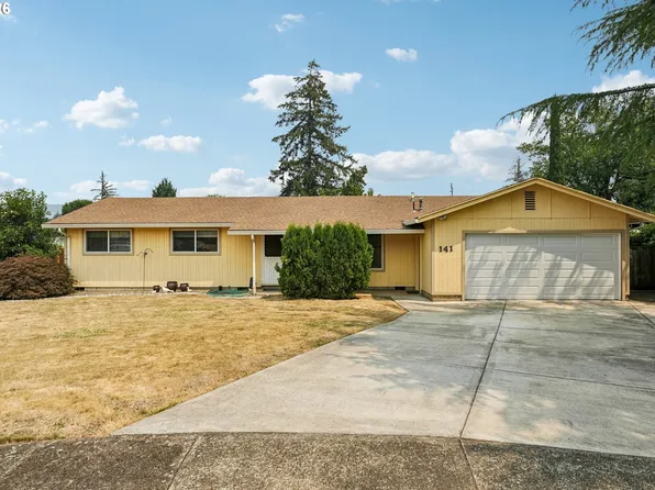 141 SW Chapman St, Sheridan, OR 97378