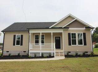 462 E Stewart St, Coats, NC 27521