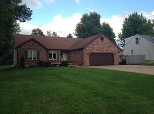 533 Hopkins Rd, Buffalo, NY 14221