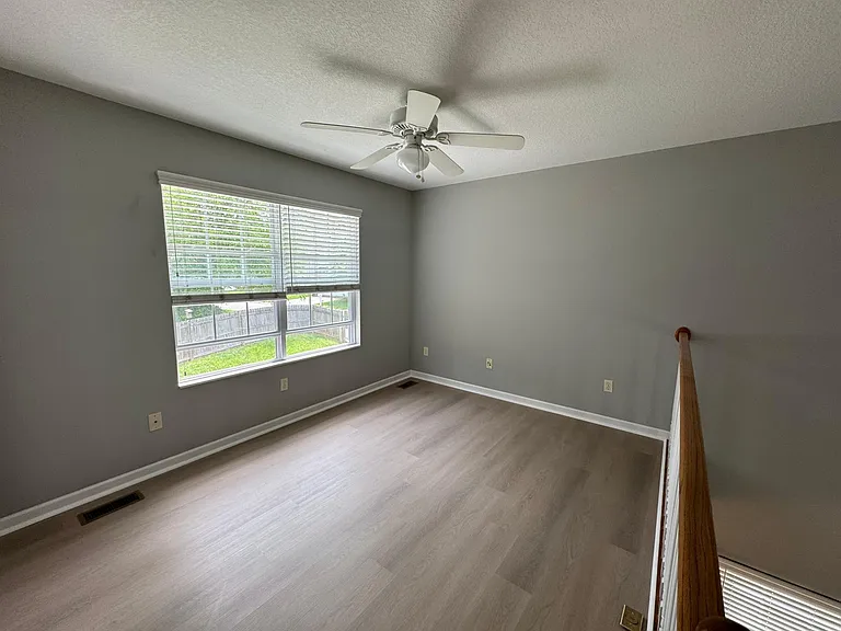 802 Station View Rd — Photo 24