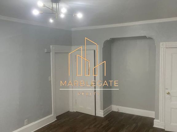 3rd image of 276 S 8th St #1C