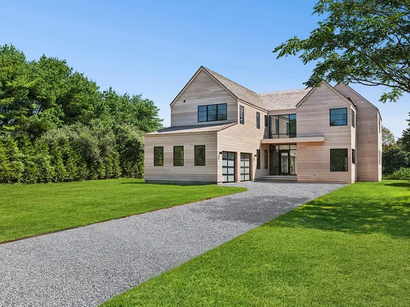 50 Tuckahoe Ln, Southampton, NY 11968